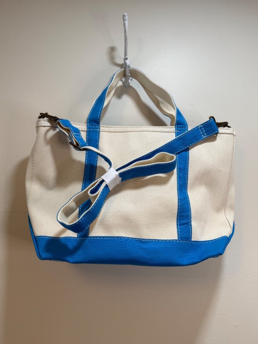 L.L. Bean Boat and Tote Crossbody Pool Blue Straps Exclusive Limited - Picture 2 of 5